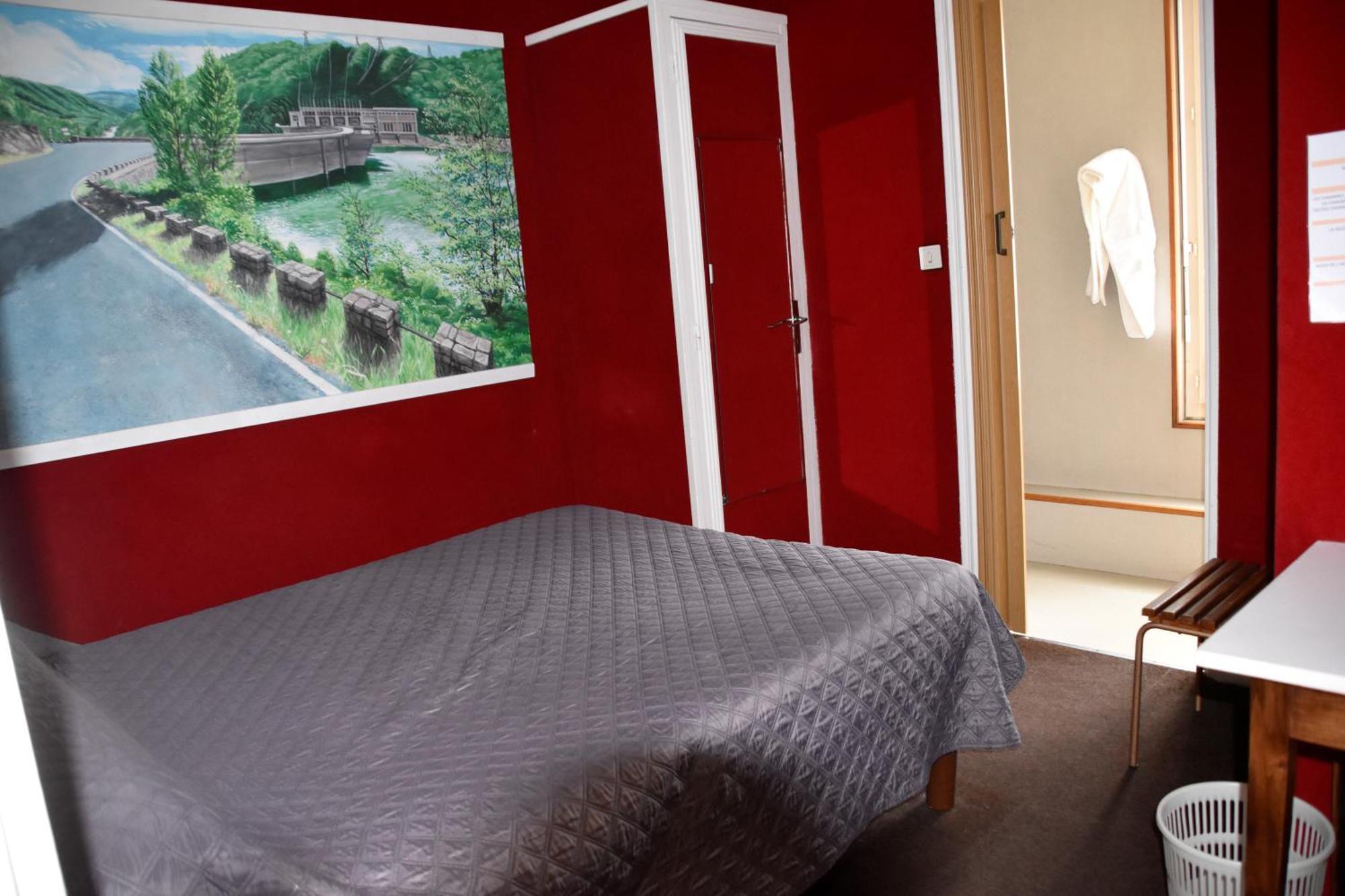 Le Rider Hotel Bort-les-Orgues Exterior foto