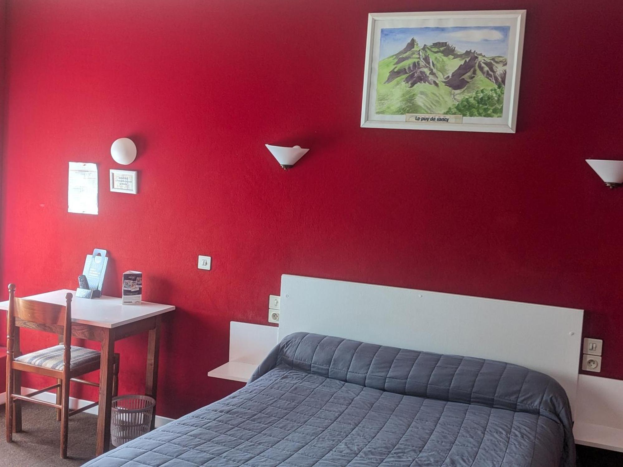 Le Rider Hotel Bort-les-Orgues Exterior foto