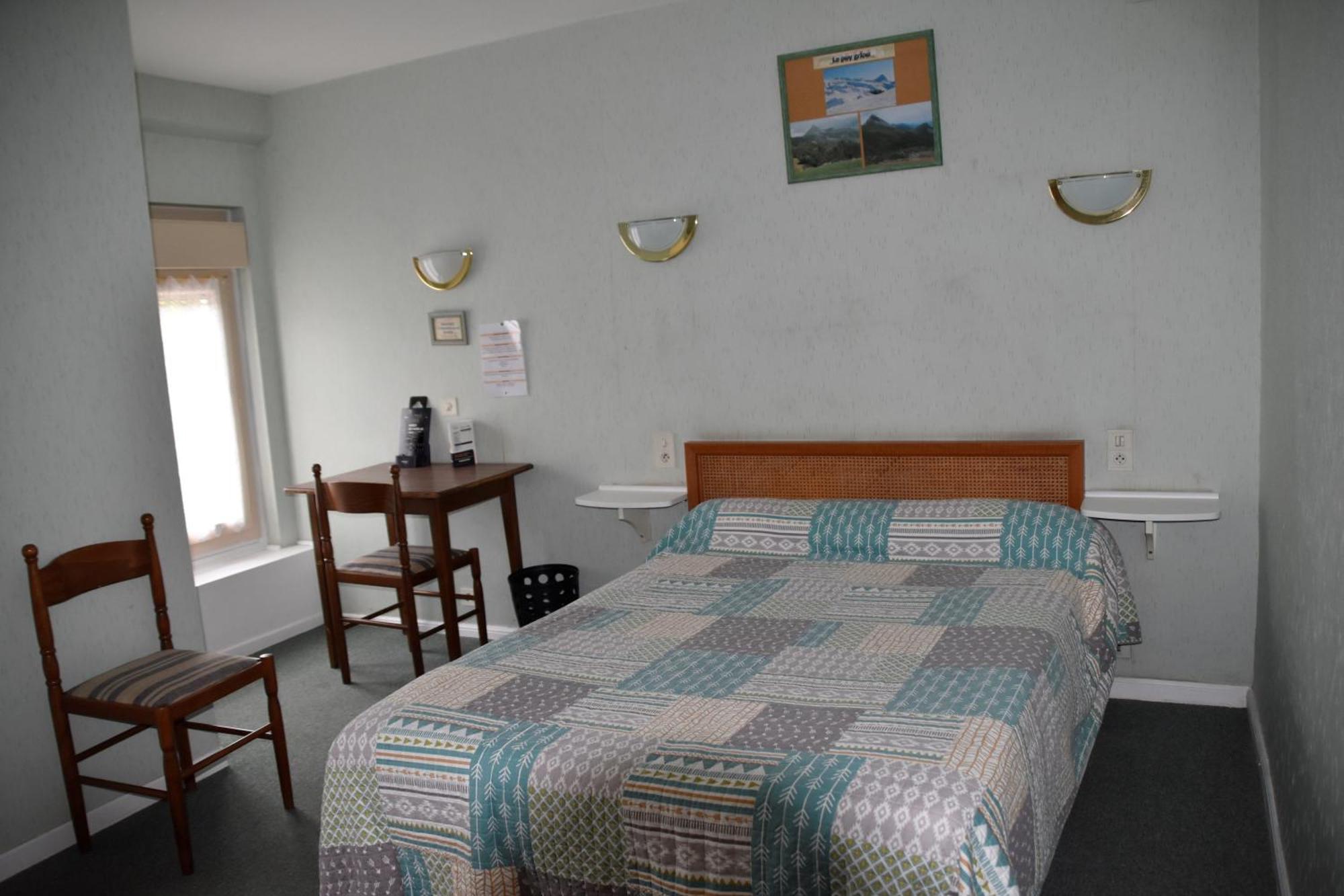 Le Rider Hotel Bort-les-Orgues Exterior foto
