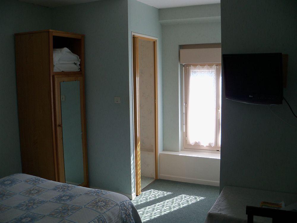 Le Rider Hotel Bort-les-Orgues Exterior foto